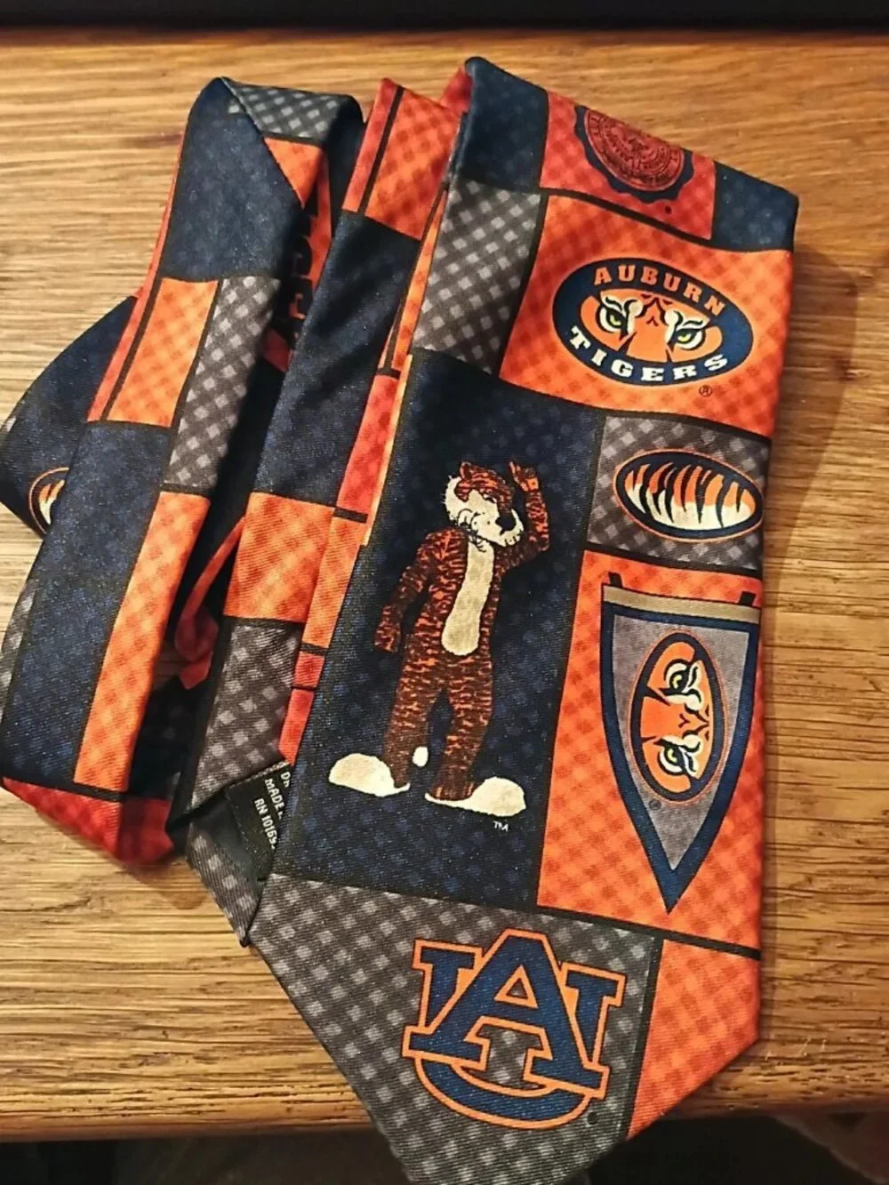 Auburn Tigers Novelty Neck Tie Eagle Neckwear Orange Blue Polyester Mascot Tie